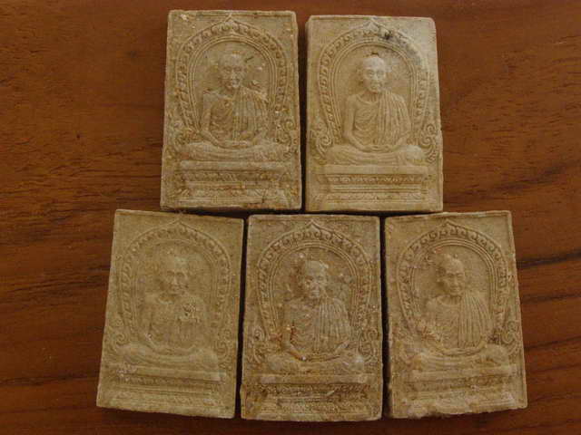 5 องค์ พระผงหลวงพ่อเกษม ครบรอบ 60 พรรษา อุปสมบท ปี2536