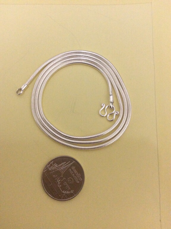 สร้อยเงิน ลายกระดูกงู  ทำจาก เงินแท้92.5% #ตอกห่วง92.5%  - #ยาว20นิ้ว - หนักประมาณ 12 กรัม (3สลึง) 