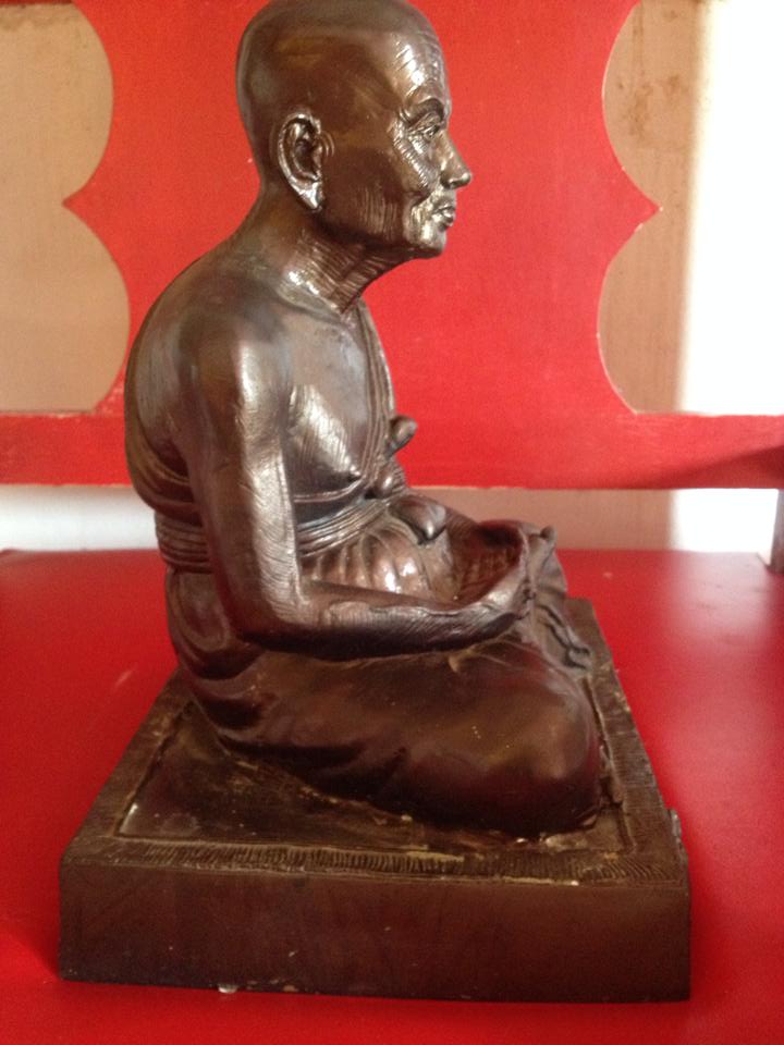 พระบูชาหลวงปู่ทวดหน้าตัก9นิ้ว ปี2537 ใต้ฐานบรรจุหลวงปู่ทวดอ.นองปี37จัมโบ้.