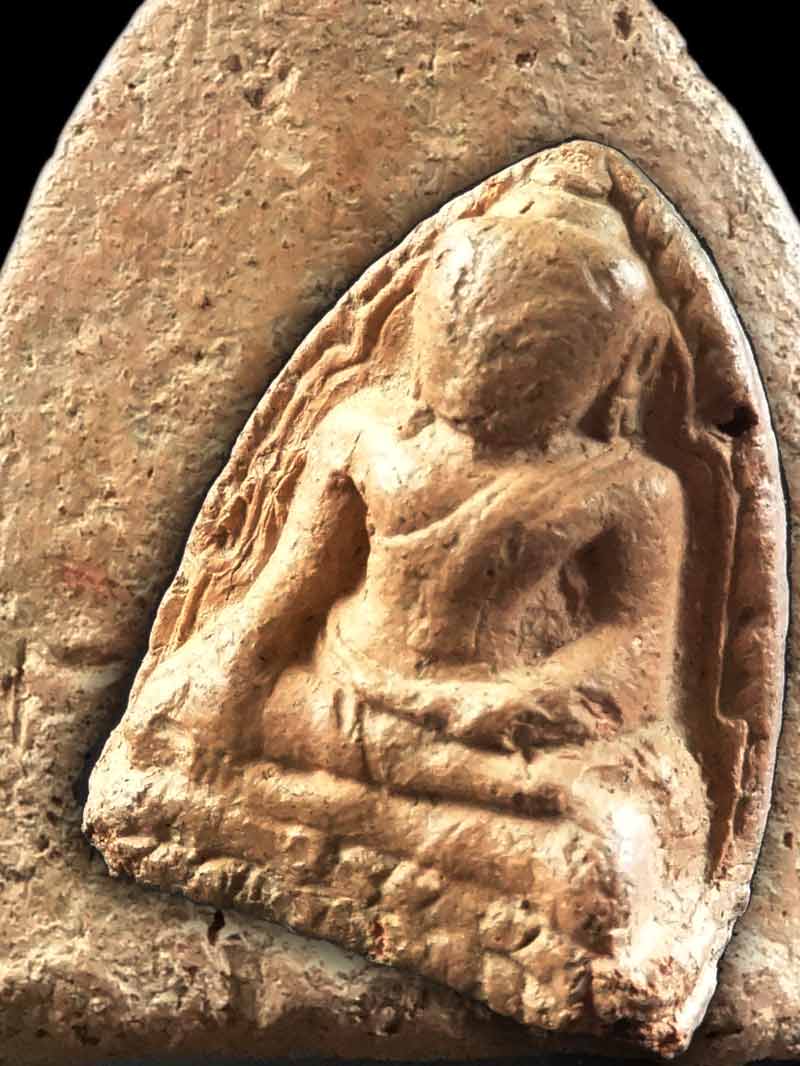 หลวงพ่อโต กรุบางกระทิง ปางมารวิชัย