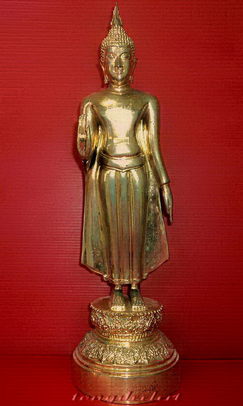 พระบูชาพระร่วงโรจนฤทธิ์ วัดพระปฐมเจดีย์ จ.นครปฐม กะไหล่ทองค่ะ