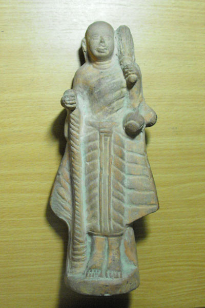 พระสิวลี เก่าๆเนื้อดินเผา ขนาดบูชา