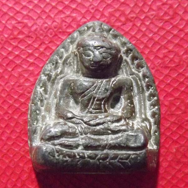 พระหลวงพ่อโต เนื้อชินตะกั่ว