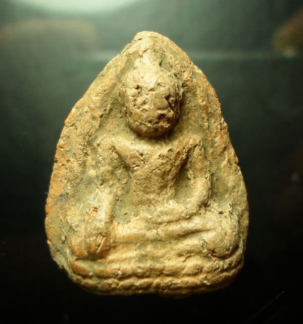 หลวงพ่อโต  กรุอยุธยา  พิมพ์เล็กครับ