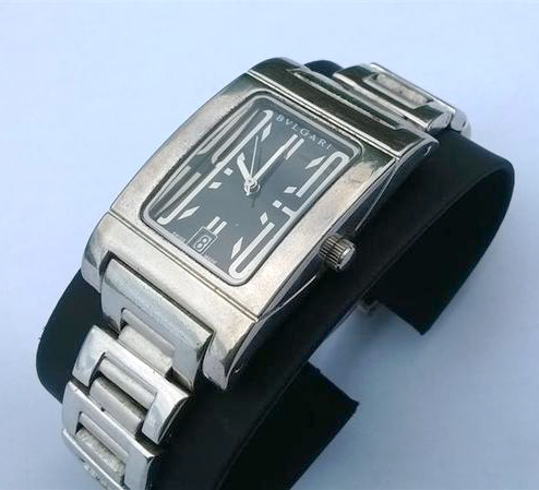 นาฬิกาแบรนด์หรู BVLGARI หน้าปัดดำ สาย stainless ,ลงวัดใจ ได้เท่าไรเท่านั้น