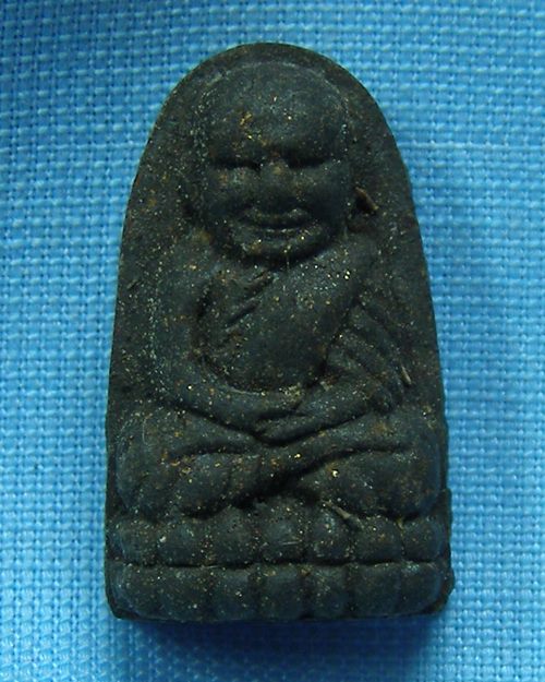 หลวงปู่ทวด รุ่นพระของขวัญ วัดห้วยมงคล ปี53 เนื้อผงว่านหลังลายมือ