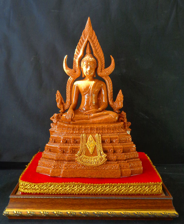 พระบูชาพระพุทธชินราช 5นิ้ว เนื้อกระเบื้องหลังคาโบส สีน้ำตาล พิมพ์ชัดละเอียด พุทธศิลป์สวยงาม งดงาม