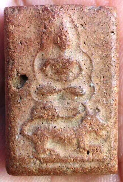 พระเนื้อดิน หลวงพ่อผาด วัดดงตาล พิมพ์ขี่เสือ