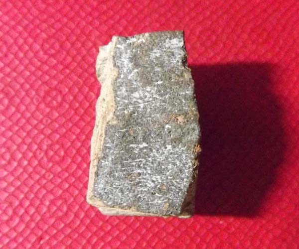 พระกรุนาดูน ตัด3องค์ พิมพ์ตุ๊กตา จ.มหาสารคาม