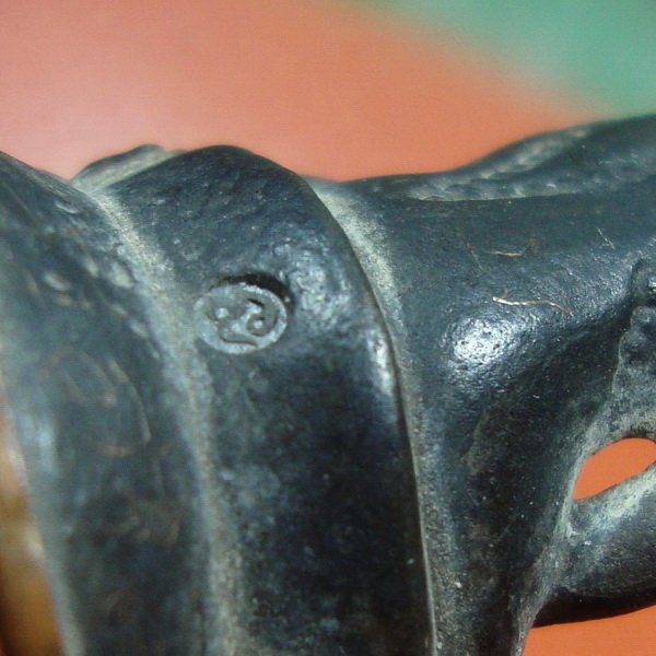 พระกริ่งรุ่นมงคลมหาเศรษฐี (หลวงปู่บัว ถามโก)วัดเกาะตะเคียน จ.ตราด ก้นทองแดง จาร สวยมาก