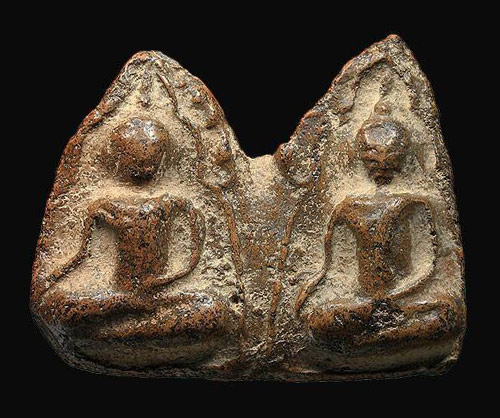 พระขุนแผนพลายคู่ กรุบ้านกร่าง จ.สุพรรณบุรี พิมพ์หน้ากลม มีหน้าตา เนื้อดิน ไม่มีซ่อม สภาพสวย สมบูรณ์ค