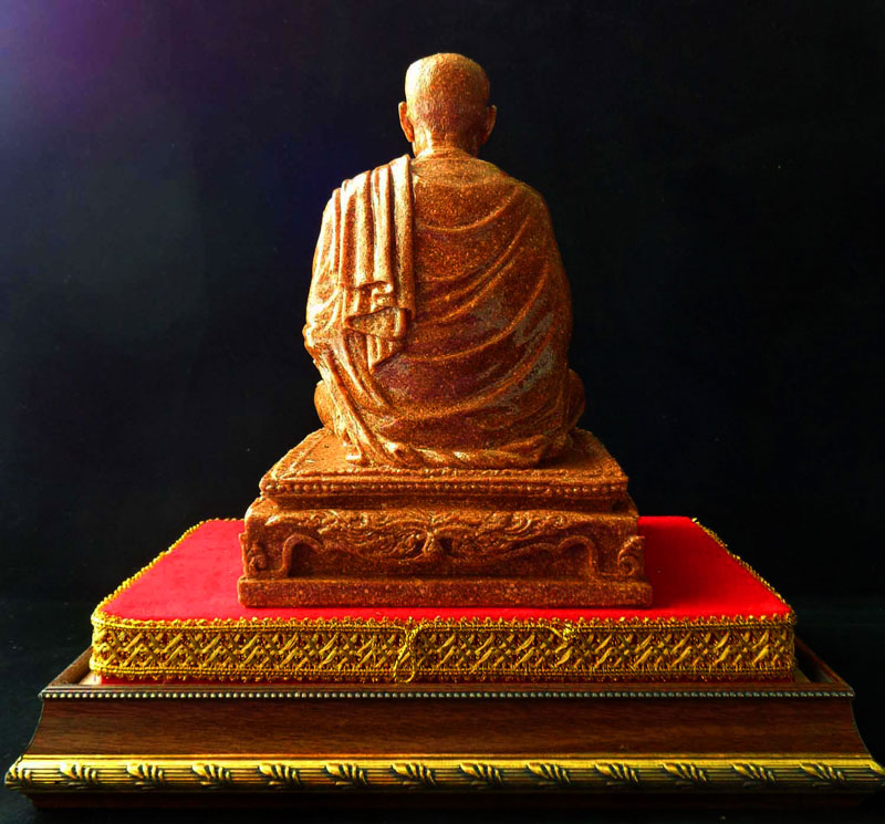 สมเด็จโต หน้าตัก 5 นิ้ว เนื้อ กระเบื้องหลังคาโบส ศิลป์ใหม่ พ ิมพ์คมชัด สวยมากครับ