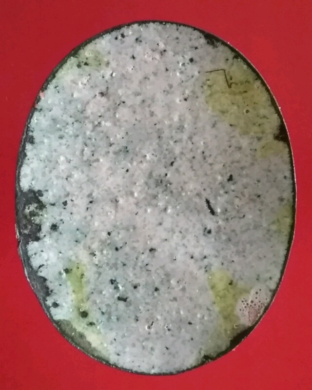 ล็อกเกตพ่อท่านคล้าย วาจาสิทธิ์