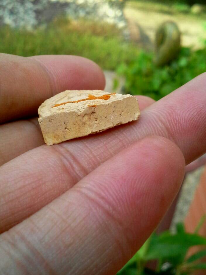 พระผง หลวงพ่อเกษม เขมโก รุ่น 6 รอบ ปี 2526  