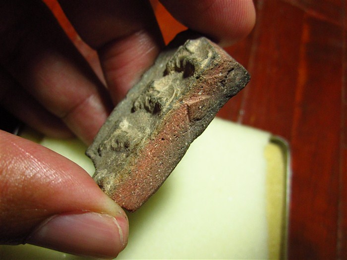 งบน้ำอ้อยตัดสามองค์ กรุเตาทุเรียง สุโขทัย เคาะเดียวแดงครับ