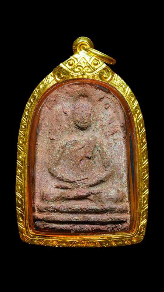 พระหลวงปู่บุญ วัดกลางบางแก้ว พิมพ์ปรกโพธิ์ใหญ่ เนื้อดิน  ปี 2456 สภาพสวย หน้าตา จมูกชัดแจ๋ว