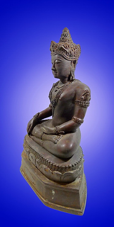 พระบูชาทรงเครื่อง ศิลปะสมัยเก่า