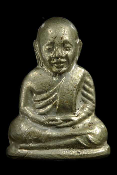 	 หลวงพ่อเงิน วัดมูลเหล็ก เนื้ออัลปาก้า ปี ๑๕ ฐานกว้าง สวยครับ