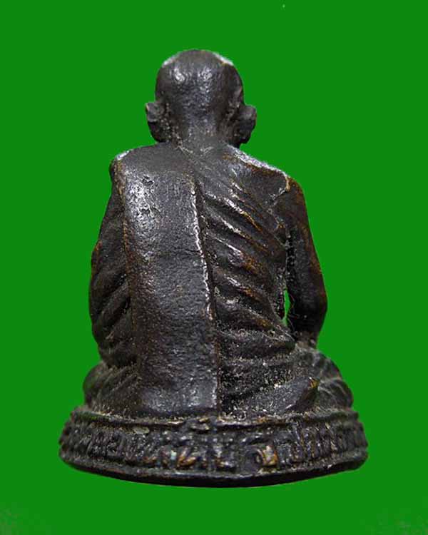 รูปหล่อหลวงพ่อโอภาสวัดคลองหนึ่งปทุมธานี