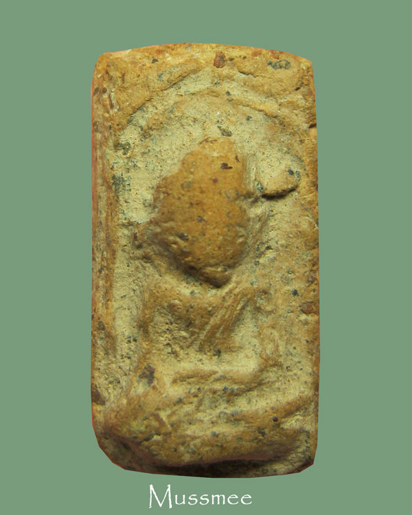 พระแผงตัดเนื้อดิน กรุจรเข้ร้องครับบบบบบบบบบบบ        เคาะเดียว  