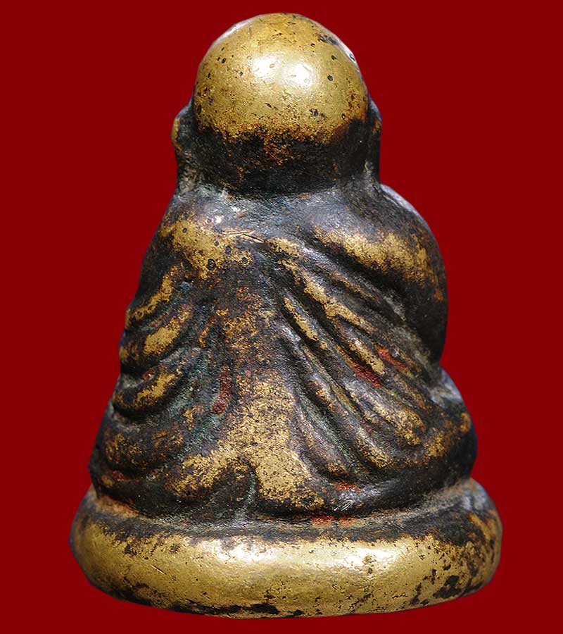 หลวงพ่อเงิน วัดบางคลาน เนื้อทองผสม เหลืองอมเขียว ออกวัดท้ายน้ำ อ.บางมูลนาก จ.พิจิตร 