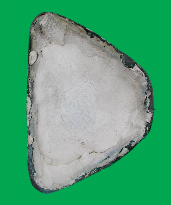 รูปหล่อบูชารุ่นแรก พระครูปลัดฝุ่น (เตี้ย) วัดสามเอก เดิมบางนางบวช สุพรรณบุรี สร้างปี... เคาะเดียวแดง