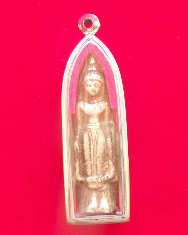 พระปางเปิดโลกเนื้อว่านหน้าเงิน กรุกำแพงเพชร พร้อมตลับขึ้นคอได้เลยจ้า