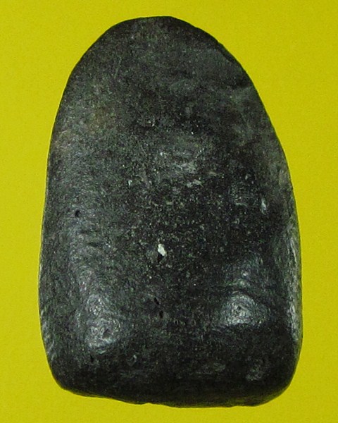 พระเนื้อดินกรุวัดโปรดเกษ จ.นนทบุรี พิมพ์พระคง เนื้อดำ