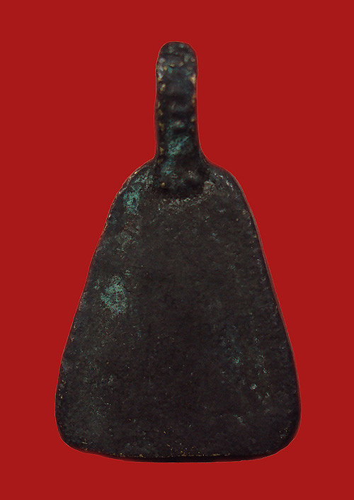 เหรียญจอบใหญ่ หลวงพ่อเงิน วัดบางคลานใต้ ปืนแตก ปี 2528