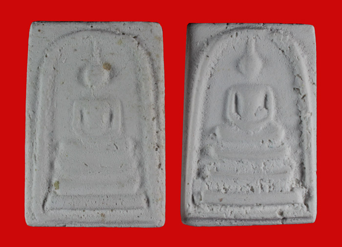 พระสมเด็จหลัง ๑ด เนื้อผงพุทธคุณ ผสมปูน หลวงปู่ดู่ วัดสะแก พระนครศรีอยุธยา 2 องค์ 