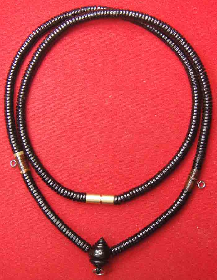 สร้อยผสมเม็ดกะลาตาเดียว+หัวกลางรูปขุนไม้มงคล ความยาว ๒๖ นิ้ว แบบ ๓ ห่วง ๑ เส้น