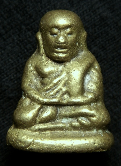 หลวงพ่อเงิน ปืนแตก พิมพ์แจกแม่ครัว ปี28