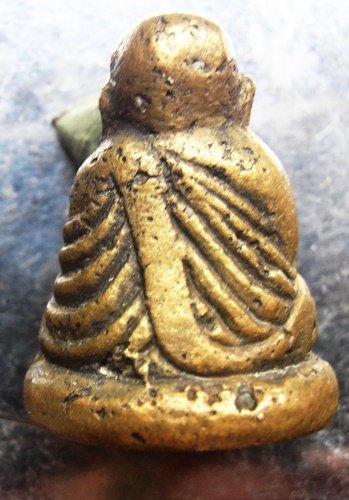 รูปหล่อหลวงพ่อเงิน หลวงพ่อพิธ วัดฆะมัง พิมพ์นิยมครับเก่าๆสวยๆครับ