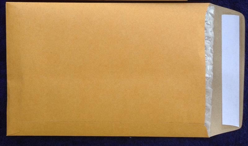 เล็ก / @ ซองเอกสาร พร้อม กันกระแทก  ขนาด 5*8  นิ้ว จำนวน 50 ซอง 180 บาท