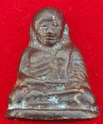 พระรูปหล่อ หลวงพ่อเงิน รุ่น ฟ้าคำรณ