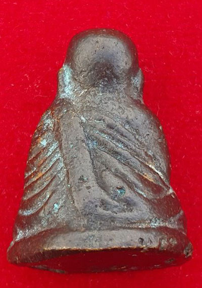 พระรูปหล่อ หลวงพ่อเงิน รุ่น ฟ้าคำรณ