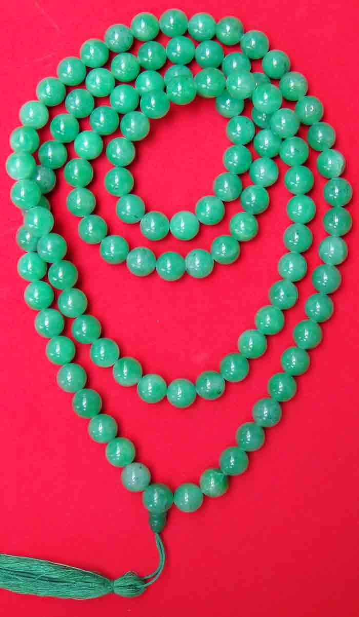 สร้อยประคำหยกเขียวเข้มจากพม่า ความยาว 52 นิ้ว เส้นผ่าศูนย์กลาง 12.5 ม.ม.คุ้มครองป้องกันภัย แคล้วคลาด