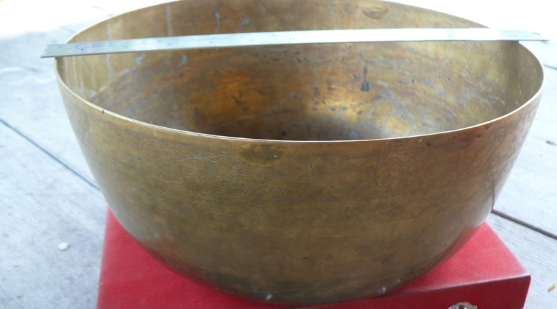 ขันลงหิน ขนาด 11.5 นิ้ว