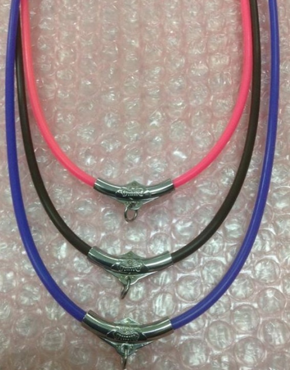 ชุดละ 3 เส้น เลือกสี แจ้ง จำนวน ได้เลยครับ @ 120 บาท @@ สร้อย ยาง โอริง พร้อม ห่วง 3 มม ยาว 22 นิ้ว