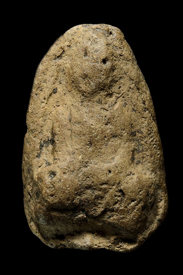 พระเม็ดน้อยหน่า กรุสุโขทัย เคาะเดียวแดงครับ