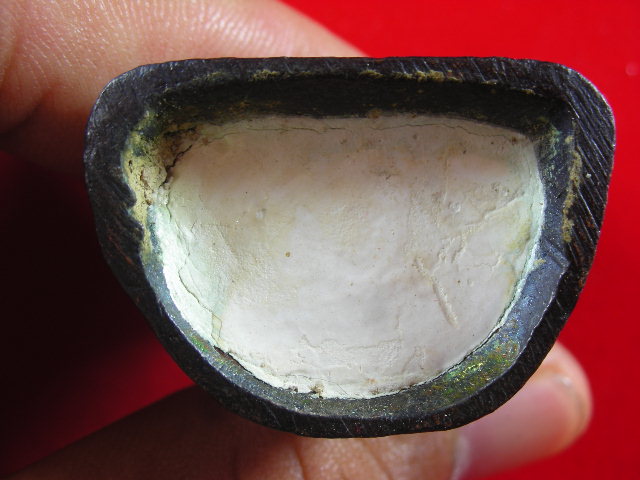 พระบูชาตั้งหน้ารถหลวงพ่อสนิทเลข30