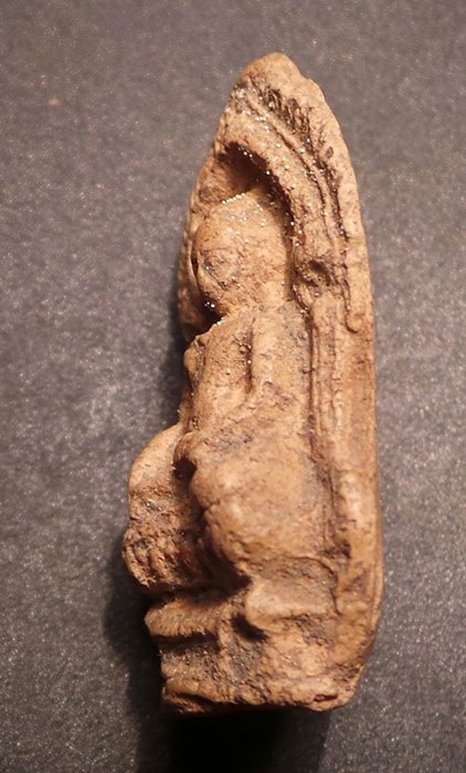 สกุลลำพูนที่หายากที่สุดพระรอดซุ้มเรือนแก้ว 