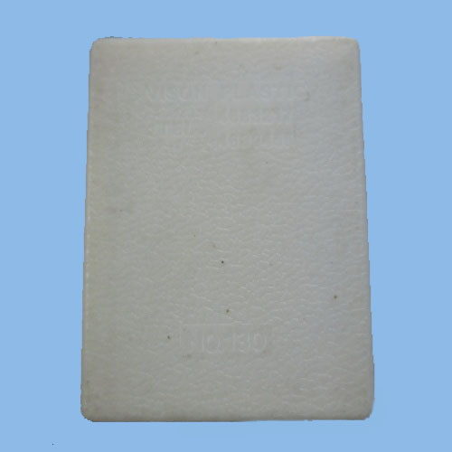 เหรียญกะไหล่ทองหลวงพ่อเกษมนั่งธรรมาส วันพญาวัน ปี35 พระสภาพสวยมาก กล่องvison เดิมครับ