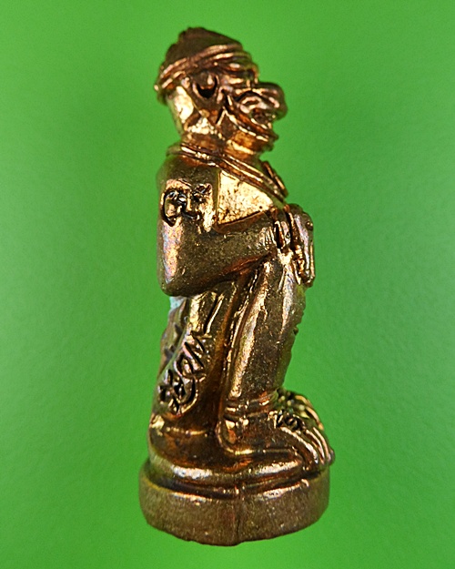 พญาลิงลมหลวงพ่อขุ้ย วัดซับตะเคียน เพชรบูรณ์