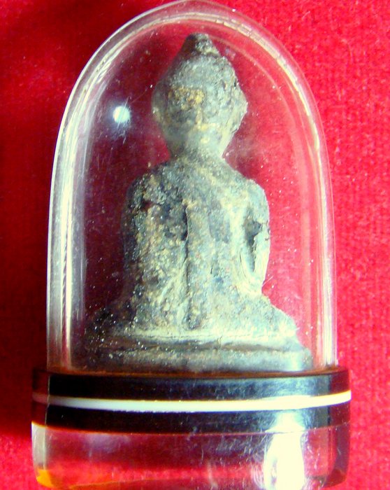 พระกรุวัดเชิงท่าเนื้อชินตะกั่วสนิมแดง จ.นนทบุรี พิมพ์พระพุทธ