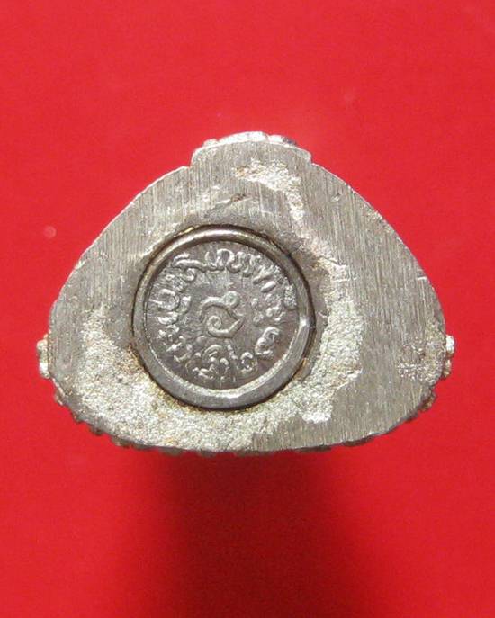 พระกริ่งเกษม รุ่น ญสส เนื้อเงิน หลวงพ่อเกษม เขมโก ปี 2533 กล่องเดิมหายากคะ  