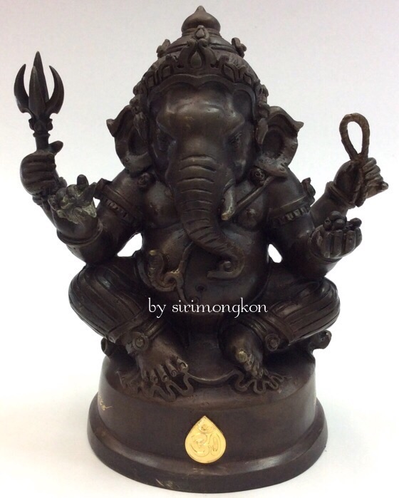 พระพิฆเนศ ปางนั่งบรมครู รุ่น 100 ปี กรมศิลปากร ขนาดบูชา หน้าตัก 4 นิ้วครึ่ง พิมพ์กรรมการ