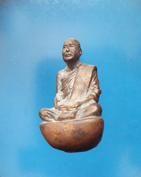 @ รูปหล่อรุ่นเลื่อนสมณศักดิ์ หลวงพ่อตัด วัดชายนา @