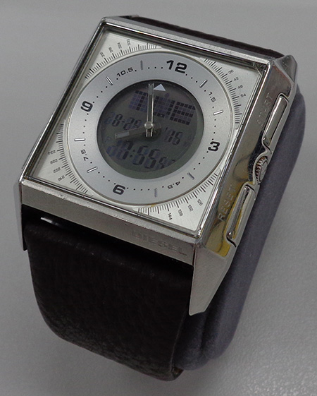 นาฬิกาข้อมือ DIESEL 