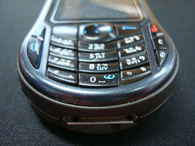  สุดยอดมือถือ NOKIA รุ่น 6630 จอสี เครื่องแท้ สวยใช้งานได้ตา ม ปกติครับท่าน